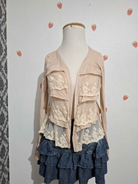 blusa babados