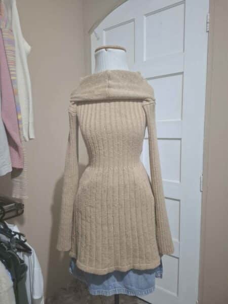 vestido tricot bege